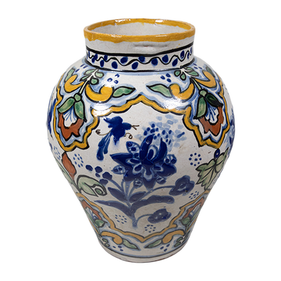 Ysauro Uriarte - Early 20th Century Talavera Vase