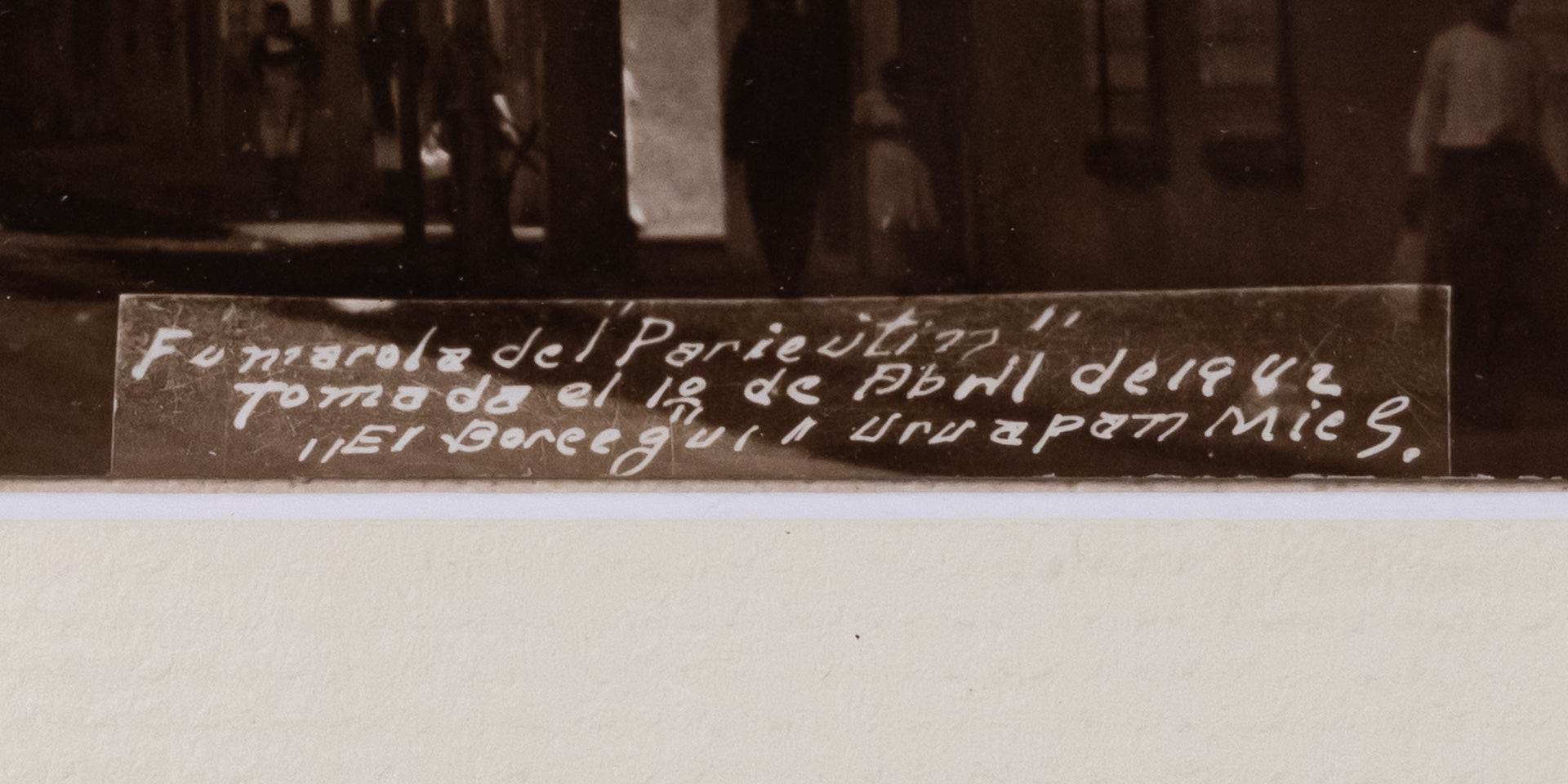Description reads, "Fumarola del Parícutin. Tomada el 10  de Abril de 1942. El Boreegul(?), Uruapan Mich."