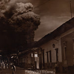 Sepia photograph of the eruption of Parícutin, taken in the streets of Uruapan.